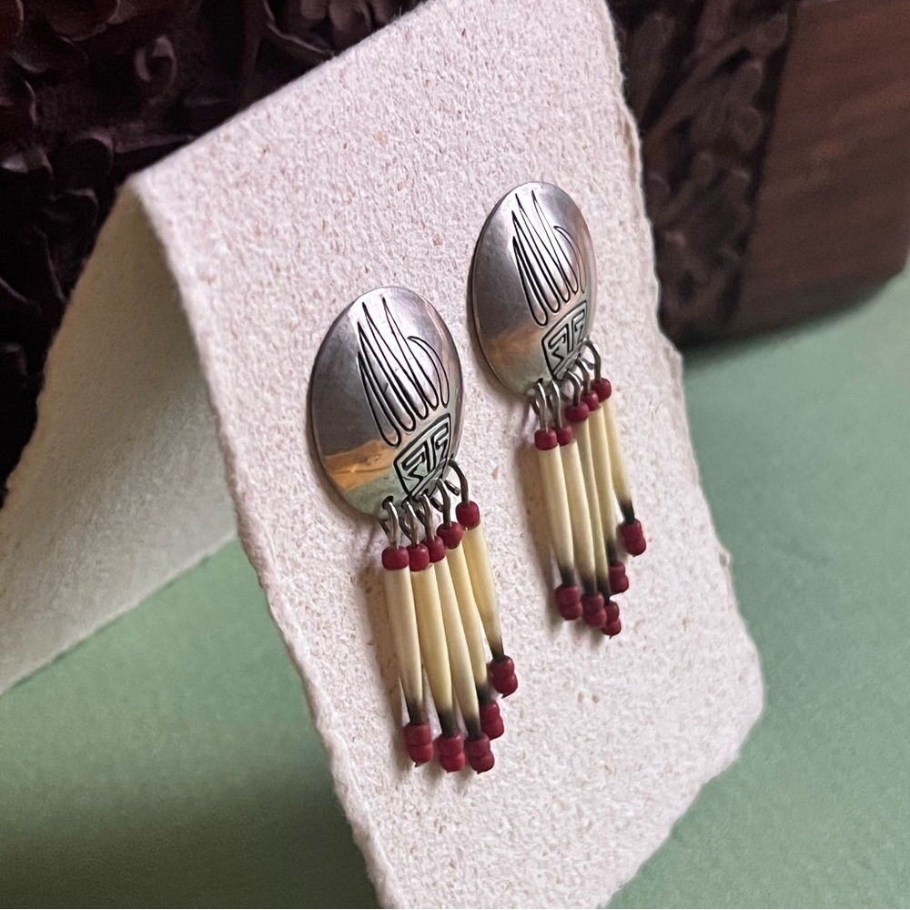 Vintage Silver & Porcupine Quill Earrings - Picture 3 of 4
